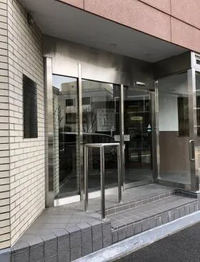 代々木MMIビルの外観