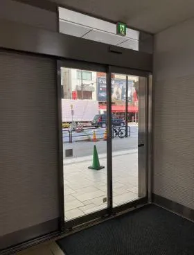 ヒルクレスト御茶ノ水ビルの外観