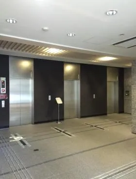 千代田小川町クロスタの外観