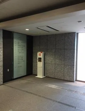 千代田小川町クロスタの外観