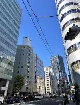 千代田小川町クロスタの外観
