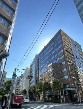 千代田小川町クロスタの外観