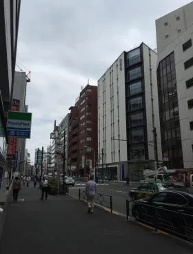ドルミ代々木の外観