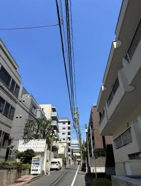 西参道梅村ビルの外観