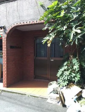 キャッスル代々木ビルの外観