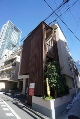 代々木レジデンスビルの外観