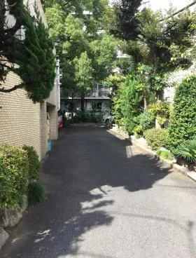 シグマロイヤルハイツAビルの外観