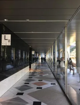 新宿アイランドタワーの外観