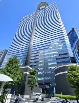 新宿アイランドタワーの外観