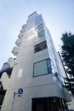 サンキュービルの外観