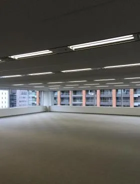 一ツ橋SIビルの外観