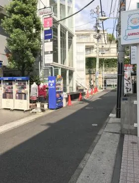 原宿カタリナ館の外観