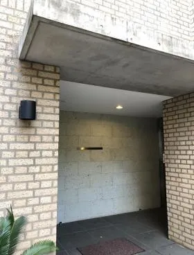 House of KUZEビルの外観