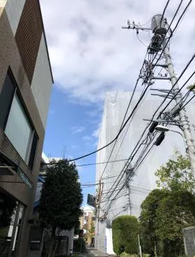 House of KUZEビルの外観