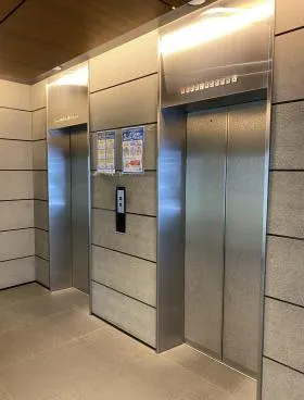市ヶ谷ビルの外観