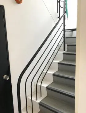 オークラビルの外観