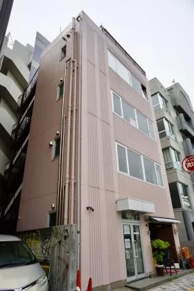 ユハラアネックスビルの外観