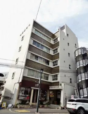 神宮前ビルの外観