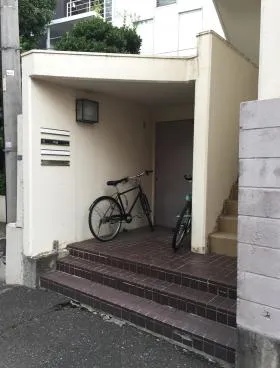 元吉ビルの外観