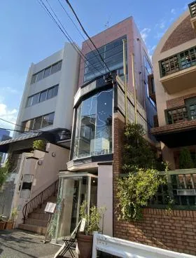 大網ビルの外観
