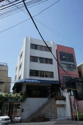 外苑ビルの外観