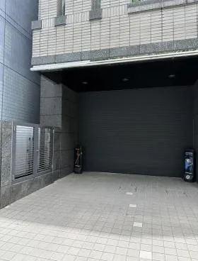泉館五番町ビルの外観