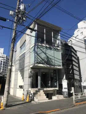 プリズム神宮前の外観