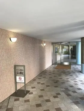 パークノヴァ神宮前の外観