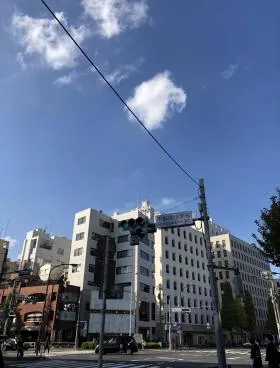 シャーレー原宿ビルの外観