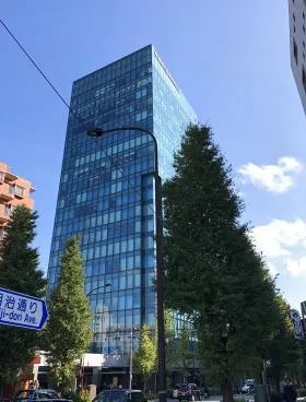 シャーレー原宿ビルの外観