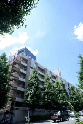 原宿リビンの外観