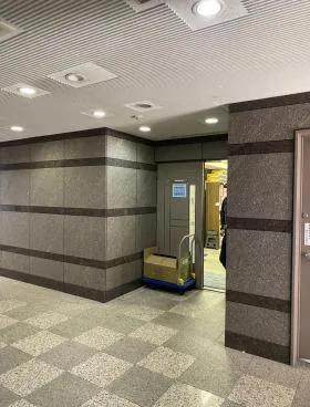カンナビルの外観