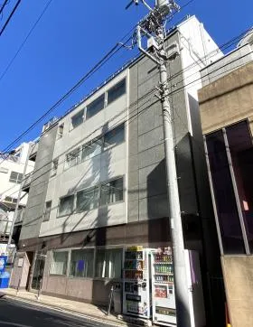 カンナビルの外観