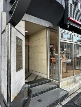 原宿トリニティビルの外観