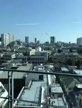 JRE神宮前テラス(旧神宮前テラス)ビルの外観