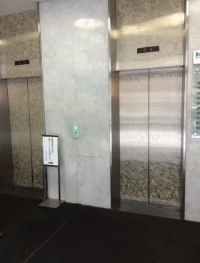 ヒューリック銀座ビルの外観