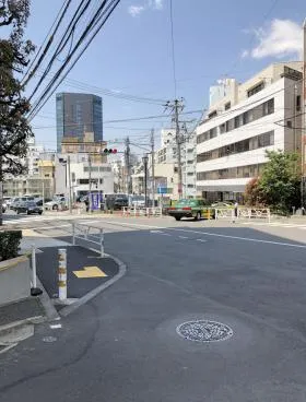 プラザF4ビルの外観