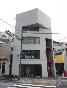 吉田ビルの外観