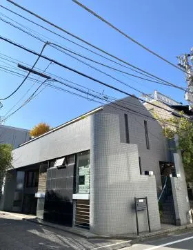 日緯パートⅡビルの外観