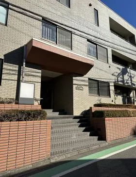 ボヌール表参道ビルの外観