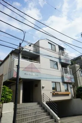 サンクレスト原宿の外観