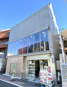 表参道ハナエビルの外観
