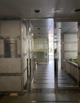 宮崎新川ビルの外観