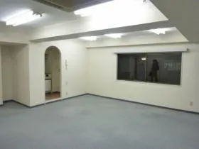 ナオイビルの外観