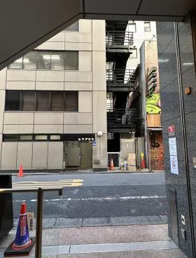 カノウビルの外観