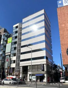 青山NSビルの外観