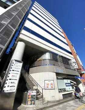 青山NSビルの外観
