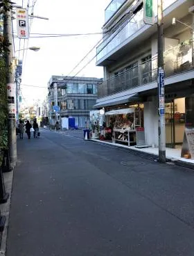 ガレリアアーツビルの外観