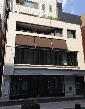 310表参道ビルの外観