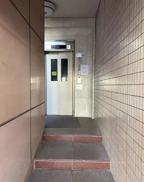 原宿山田ビルの外観